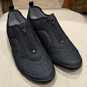 Merrell Civet Zip Comfort Sneakers J03848 size 9 women’s